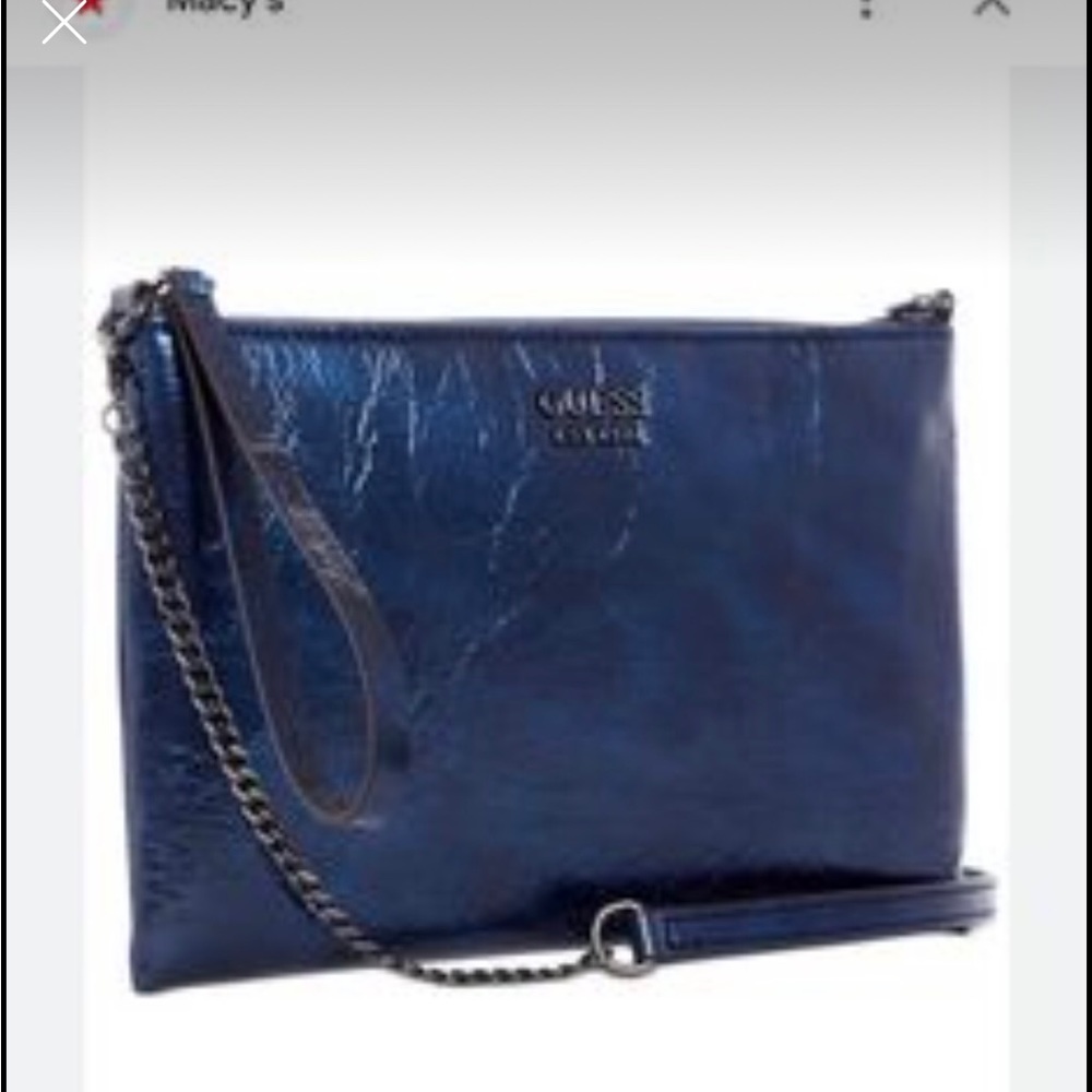 BNWT GUESS Starry Sky adjustable Crossbody
W chain detail 22.75"L